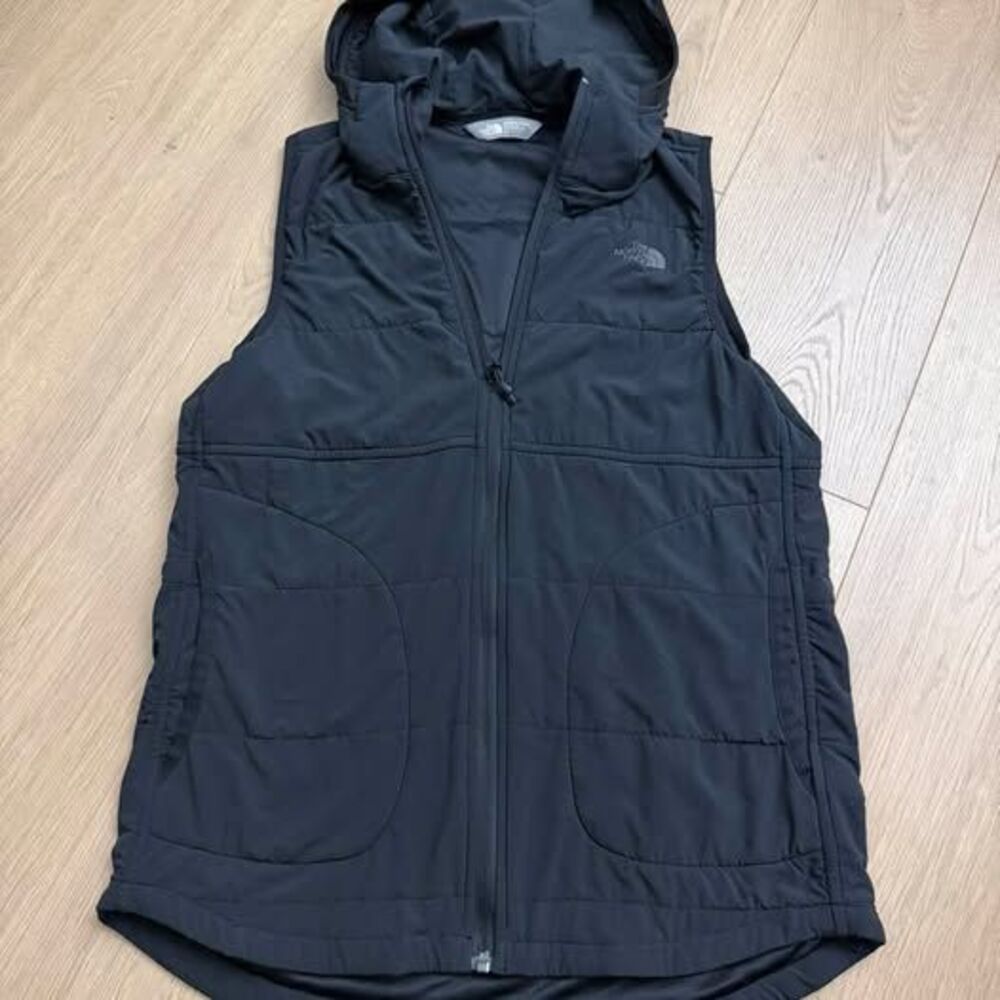 The North Face Hooded Thin Puffer Vest size Small Women’s